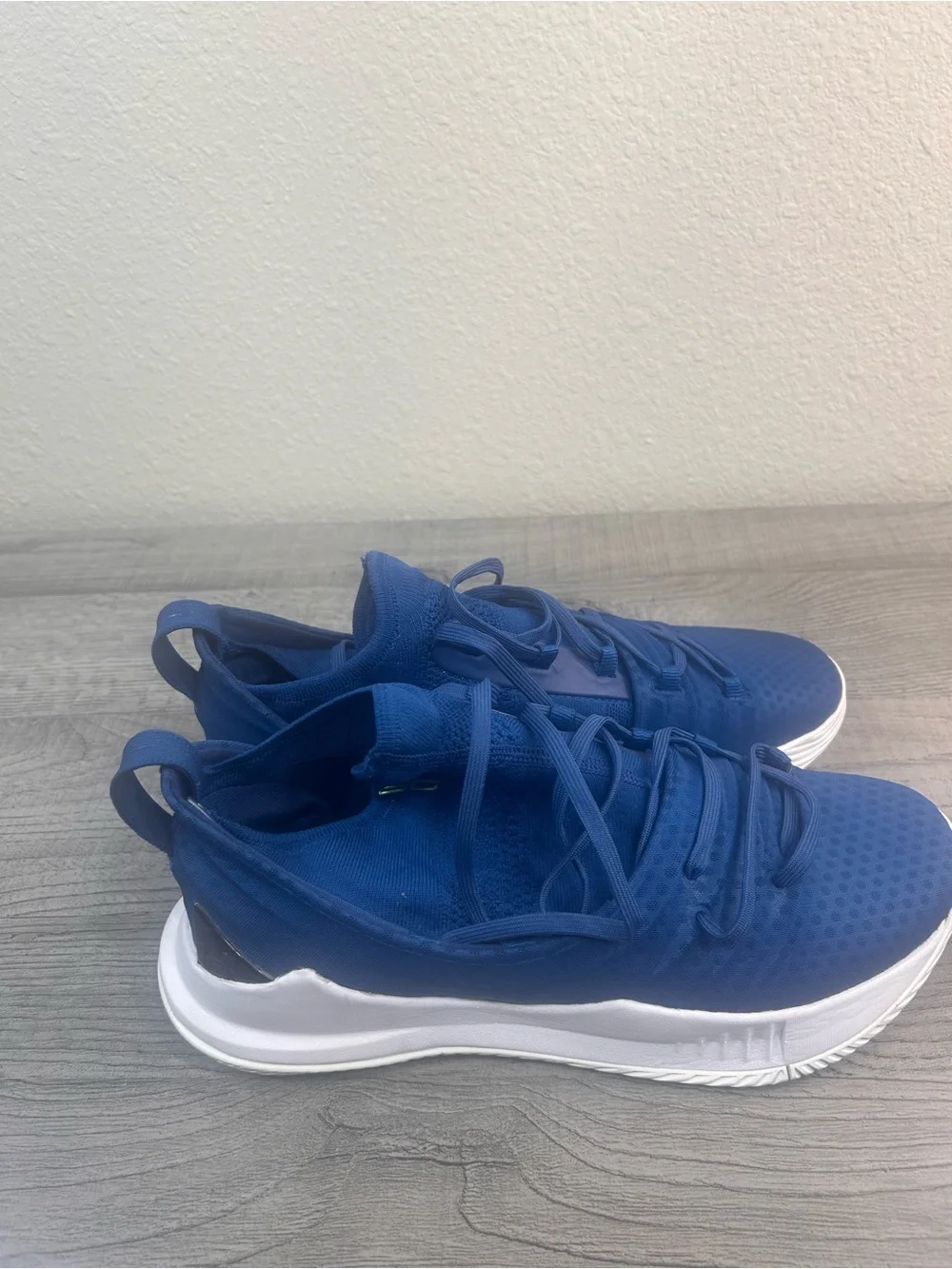 Under Armour Curry 3Z Blue Basketball Shoes Men’s Athletic Sneakers Size 9.5
